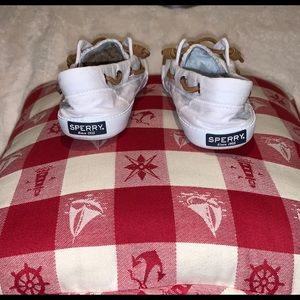 Sperry Shoes - Sperry White Boat Shoes Brown Leather Laces 7 Sperry Shoes - Sperry White Boat Shoes Brown Leather Laces 7